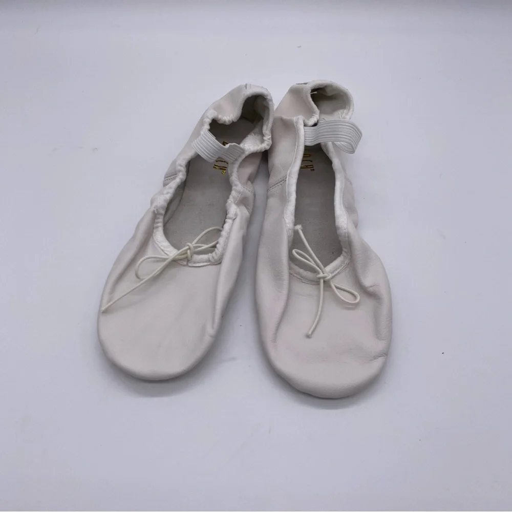 Bloch Dansoft Leather Full Sole Ballet Slippers. Size 4.5